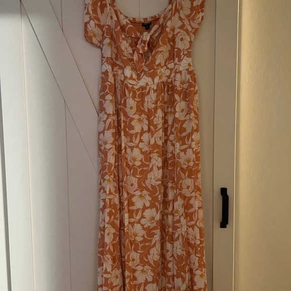 Torrid Charlotte Maxi Dress - Picture 4 of 5